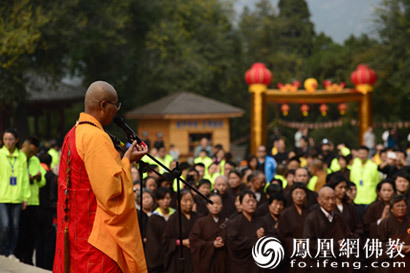 聖嚴法師：切記不能由於信佛而破壞家庭和樂