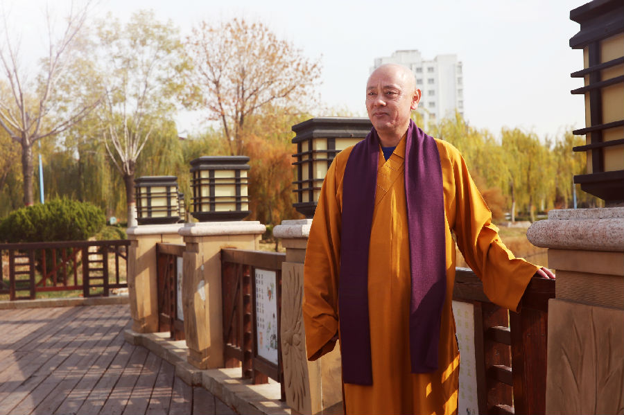 宏圓法師：空有不執，當下就能見到諸法實相