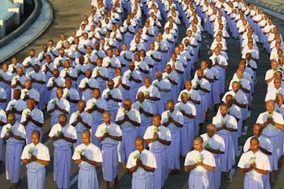 希阿榮博堪布：人人都去修行世界會變成什麼樣？誰來生產？