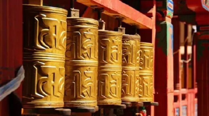 獨尊湛現：修行一定要步入正軌，千萬不要誤入歧途