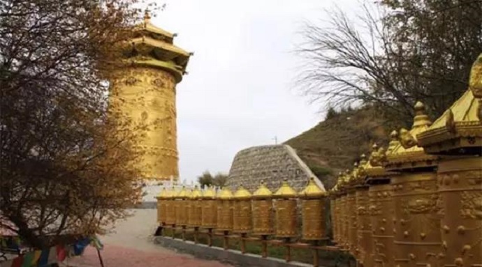 獨尊湛現：在修行中必須要打下堅固的基礎