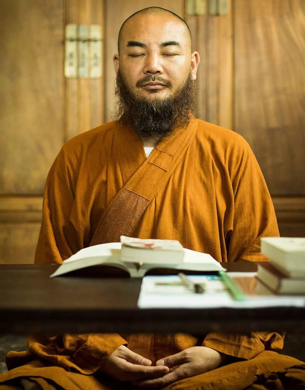 萬行大和尚：如何對治昏沉散亂的心