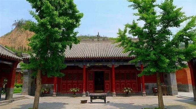 獨尊湛現：修行期間千萬不要走彎路