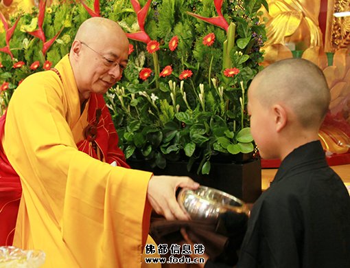 如何傳菩薩戒才圓滿？