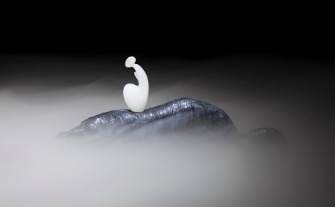 人要精進學習，切莫放縱慾望