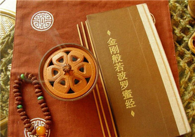 持誦金剛經的殊勝與方法 念金剛經的注意事項