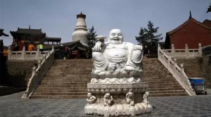 獨尊湛現：要用正確的方式來祭祀祖先