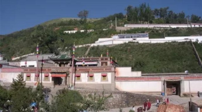 獨尊湛現：修行必須要斷除虛榮心，傲慢心，我執心