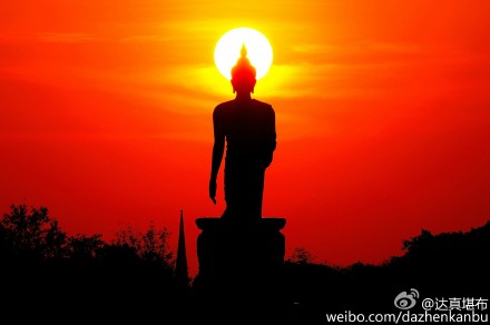 達真堪布：在網路共修講堂里受八關齋戒能得到戒體嗎？