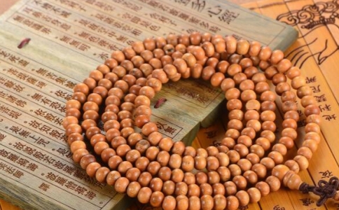 刻錯《心經》經文的首飾可以佩戴嗎？