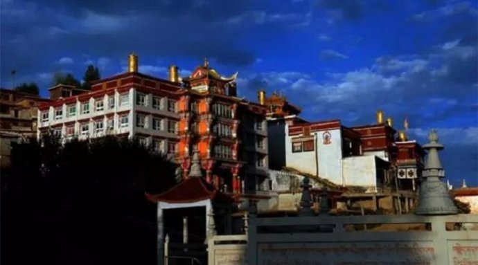 獨尊湛現：相信真理，認識真理，這就是佛