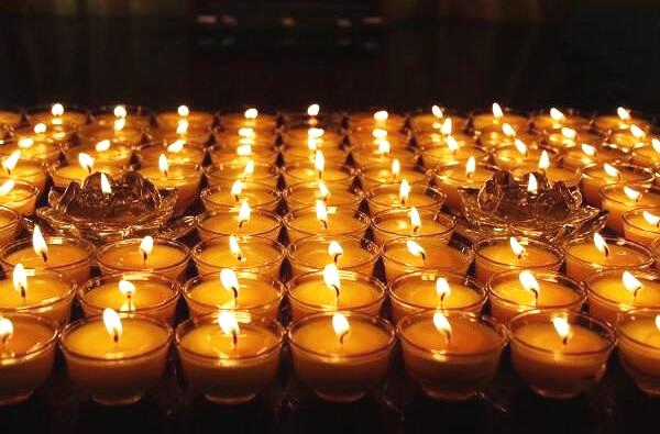 供燈千篇文三十：一盞不要忘記我的供燈