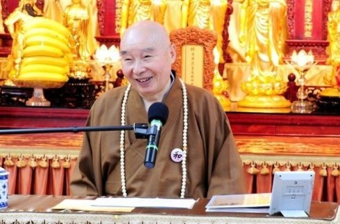 凈土法門法師：布施供養要隨緣而不攀緣，怎麼辨別？