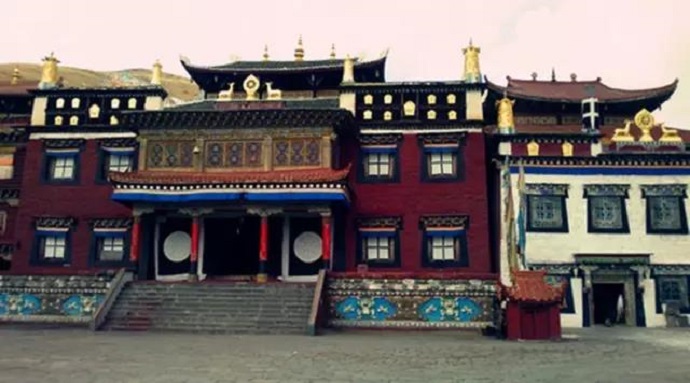 獨尊湛現：修行對自己嚴格約束，方可成就