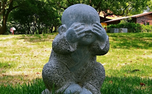 太在意自己的外貌，不敢跟別人說話，該怎麼辦？