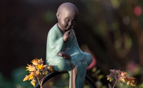 以感恩的心面對世界