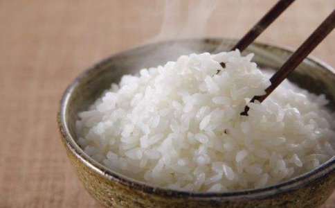 受八關齋戒過午不食,十二點過後吃飯算不算破戒?