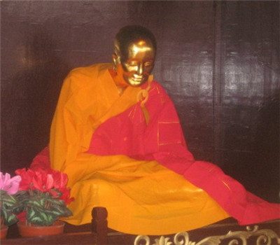 上本下豐長老肉身舍利