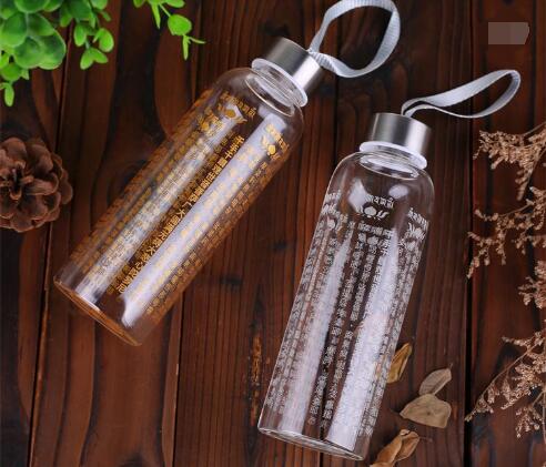 能用刻有大悲咒的水杯喝水嗎？