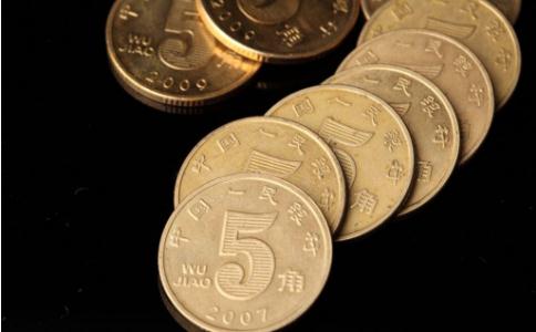 5毛和1元，為何小孩只選5毛？