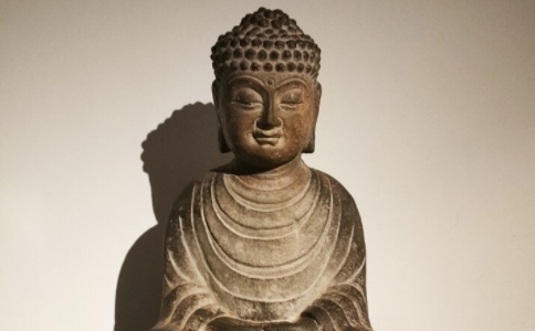 家裡供奉了不如法的佛像要怎麼辦？