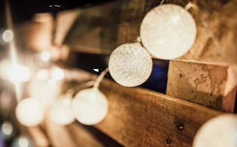 善心供養者得金銀，惡習供養者得毒蛇蠍