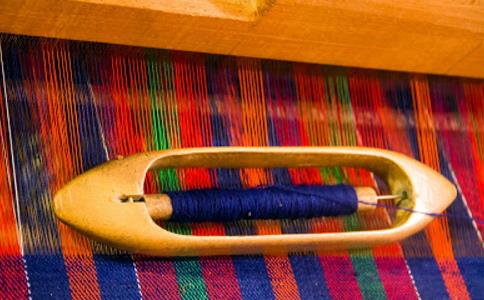 「妻管嚴」的老織布匠意外拯救了國家