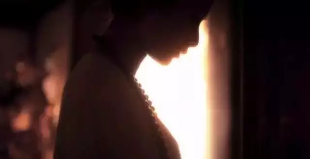 一個關於人格心理學的寓言故事：女巫與美女