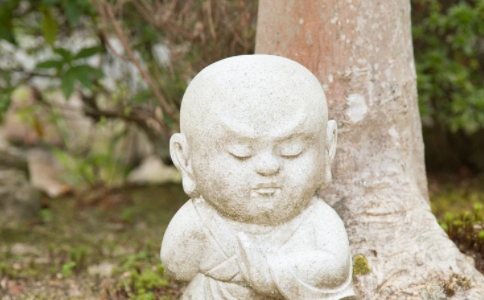 如何能覺知念頭，不被念頭帶著跑？