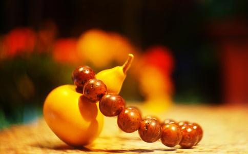 富翁將死，唯有不受寵的大夫人願相隨！