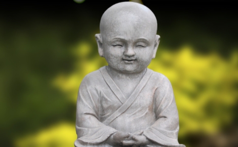 對別人提出的意見，應該虛心學習，兼聽包容