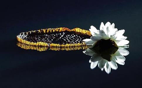 將軍向禪師求解三個疑惑，竟化解了一場多年夙敵恩怨