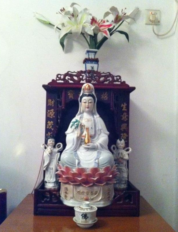 在家裡供奉菩薩，簡單幾步，財氣福氣自然來