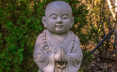 受三皈依有什麼好處？三皈依的八種利益