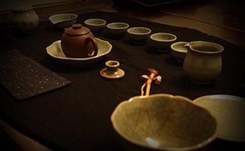 不會喝茶？那就先學喝茶